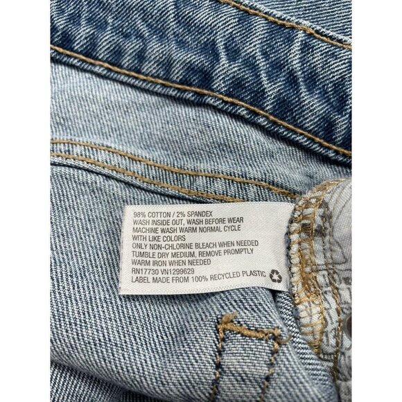 Wild Fable Distressed Straight Leg Jeans Size 10 Medium Wash Button Fly E5 - Picture 5 of 5